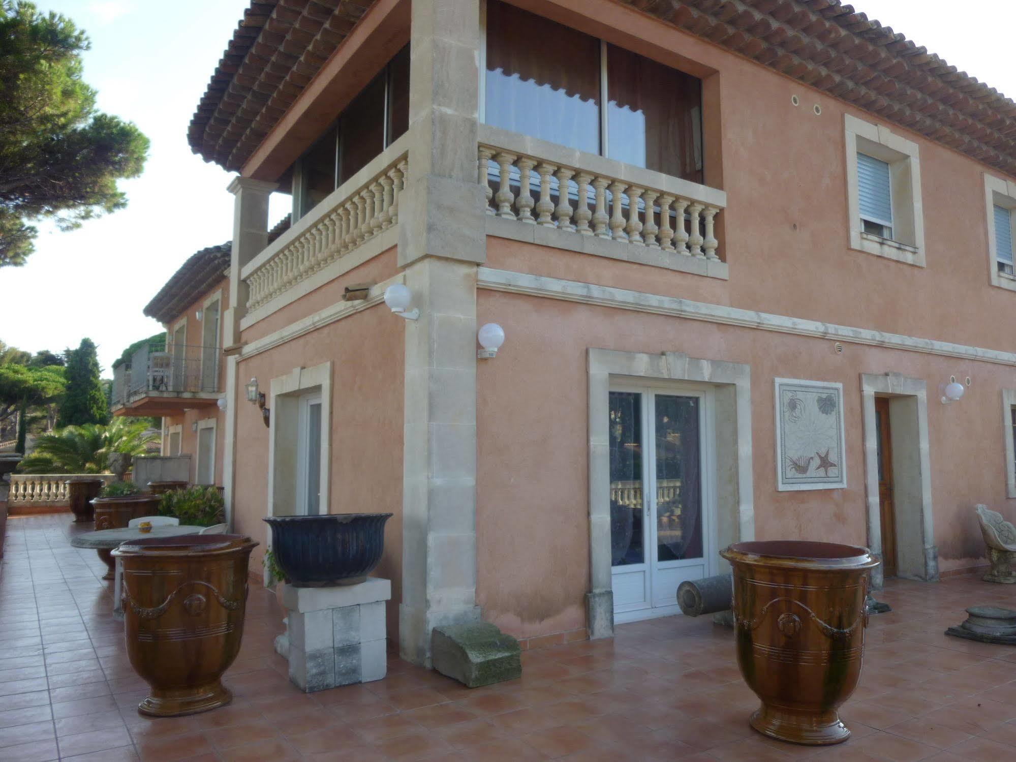 Hotel Martinengo Sainte-Maxime Eksteriør bilde