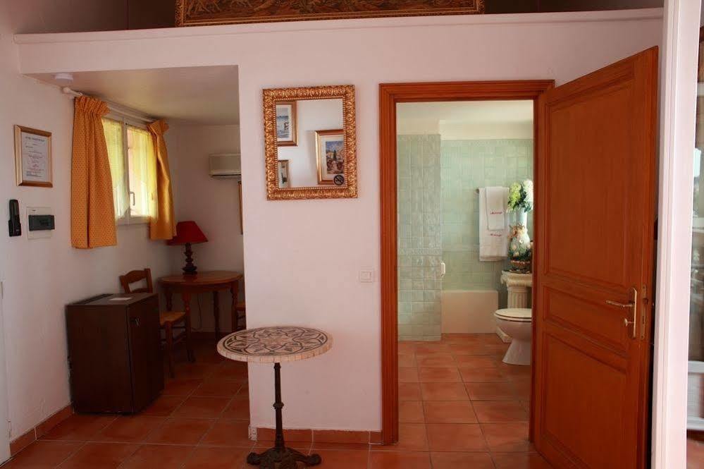 Hotel Martinengo Sainte-Maxime Eksteriør bilde